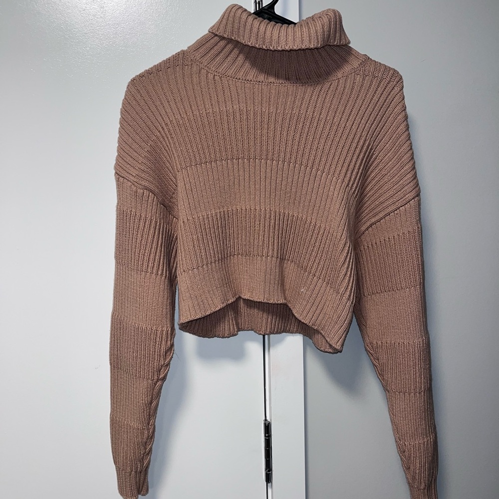 Women’s Ribbed Turtleneck Sweater - Brown